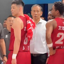 爱游戏体育-外援受伤，北京队面临困境，战绩下滑走势堪忧的简单介绍