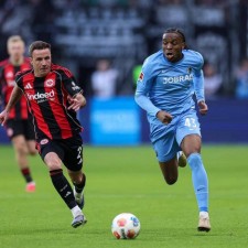 爱游戏娱乐-弗莱堡球队开出新套路，战胜对手取得胜利()